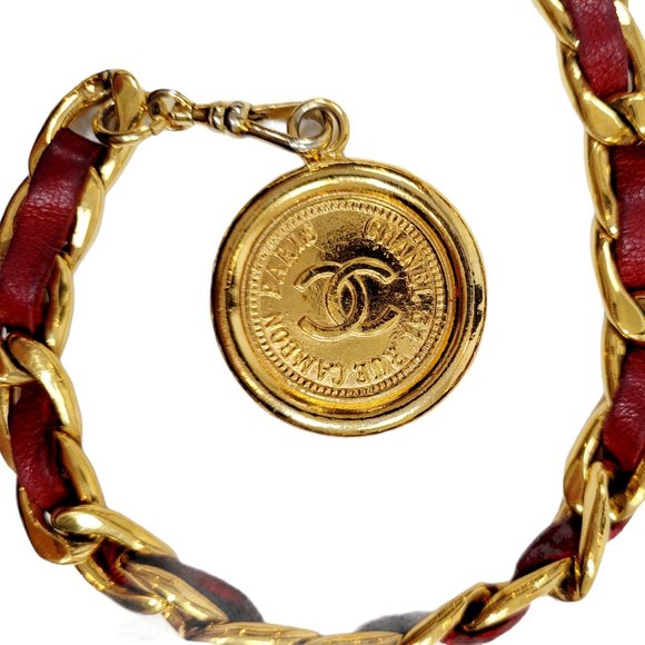 Chanel Red Leather and Gold Chain Belt - Picture 5 of 5